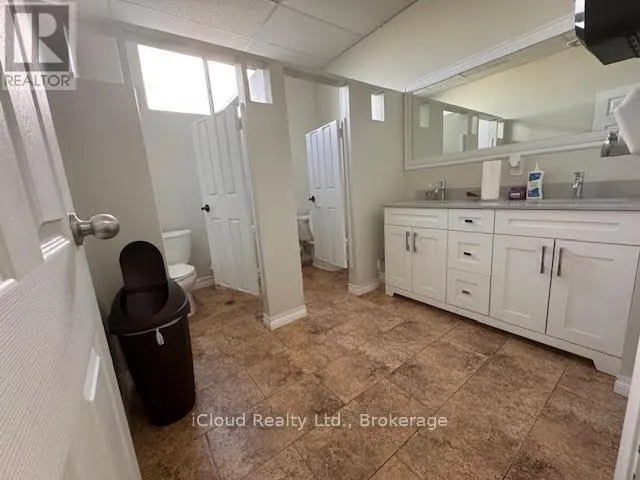 4&5 - 1312 BRITANNIA ROAD