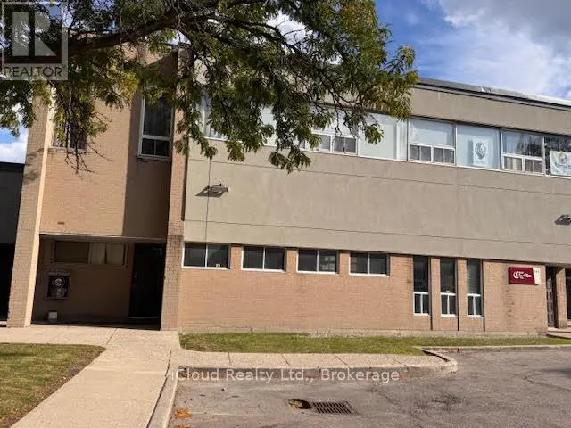 4&5 - 1312 BRITANNIA ROAD