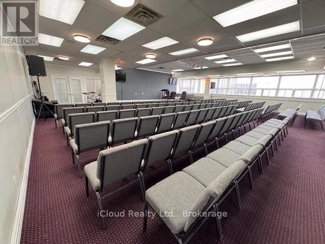 4&5 - 1312 BRITANNIA ROAD