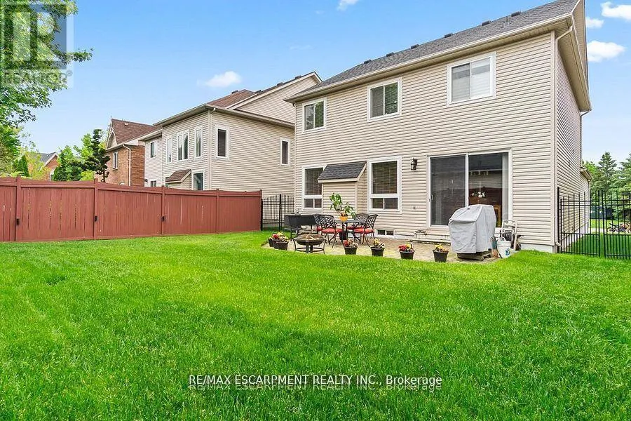 7107 APPLETREE LANE