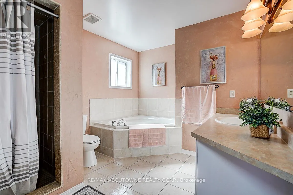 5575 MARGARITA CRESCENT