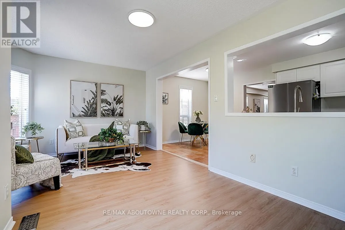 5575 MARGARITA CRESCENT