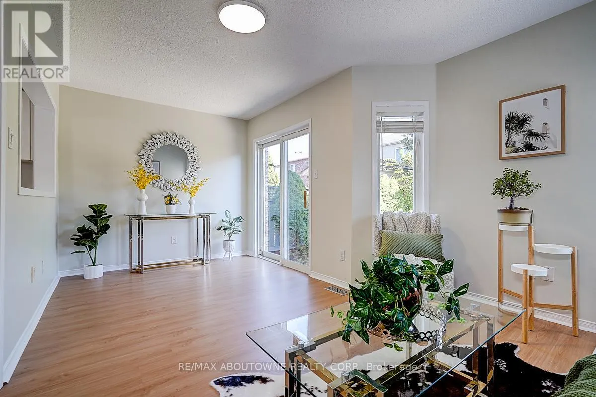5575 MARGARITA CRESCENT