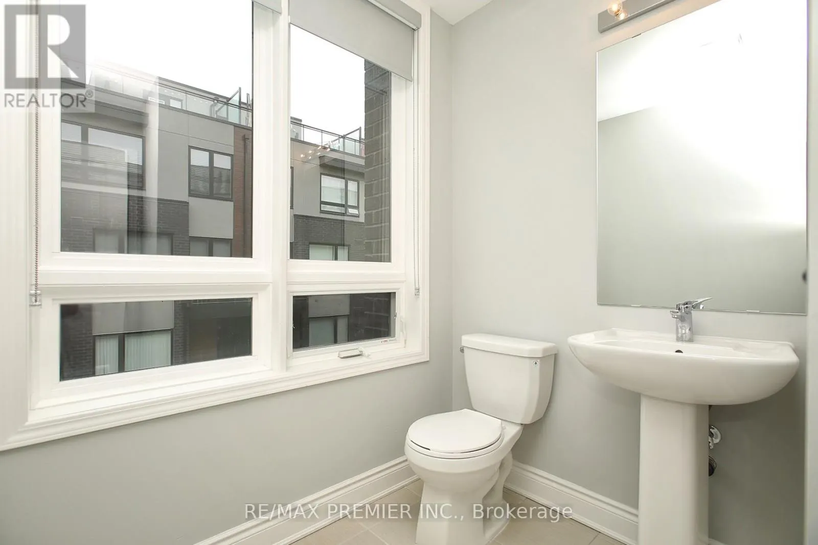312 - 1100 BRIAR HILL AVENUE