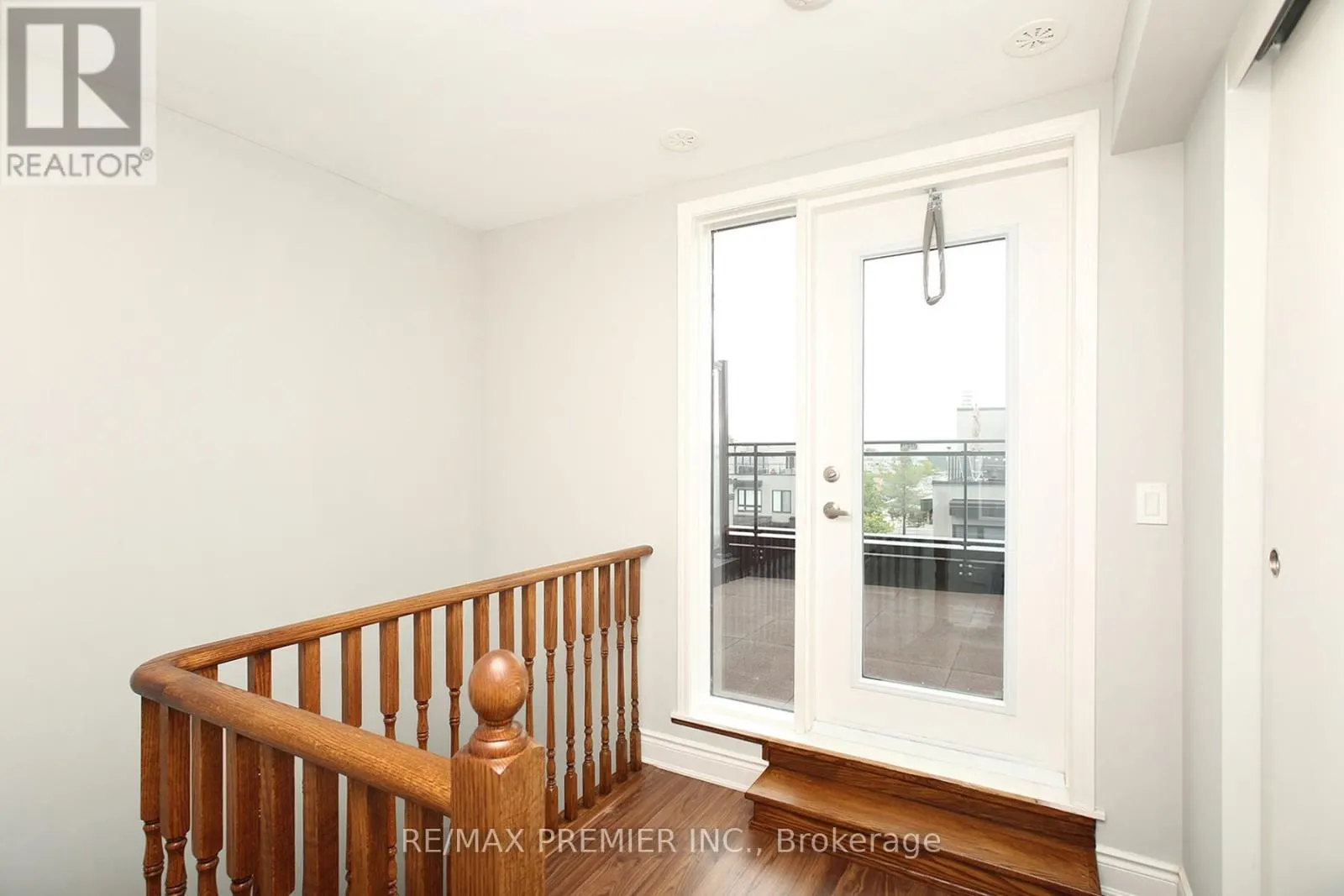 312 - 1100 BRIAR HILL AVENUE