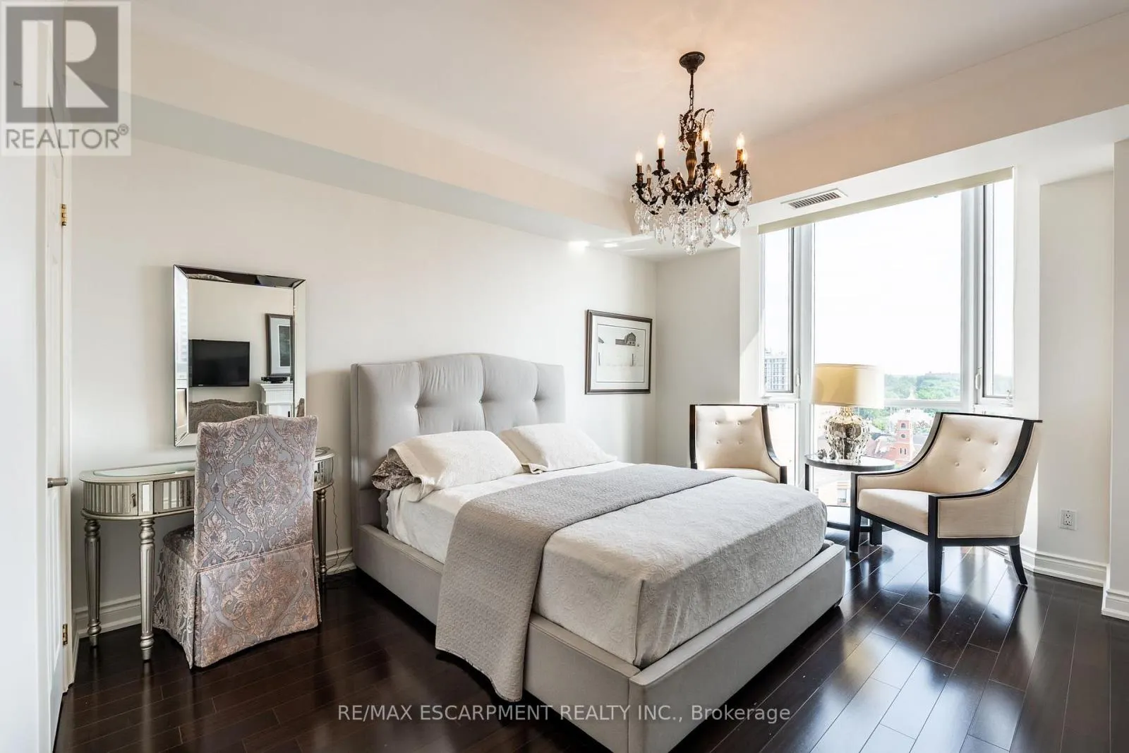 1102 - 1477 LAKESHORE ROAD
