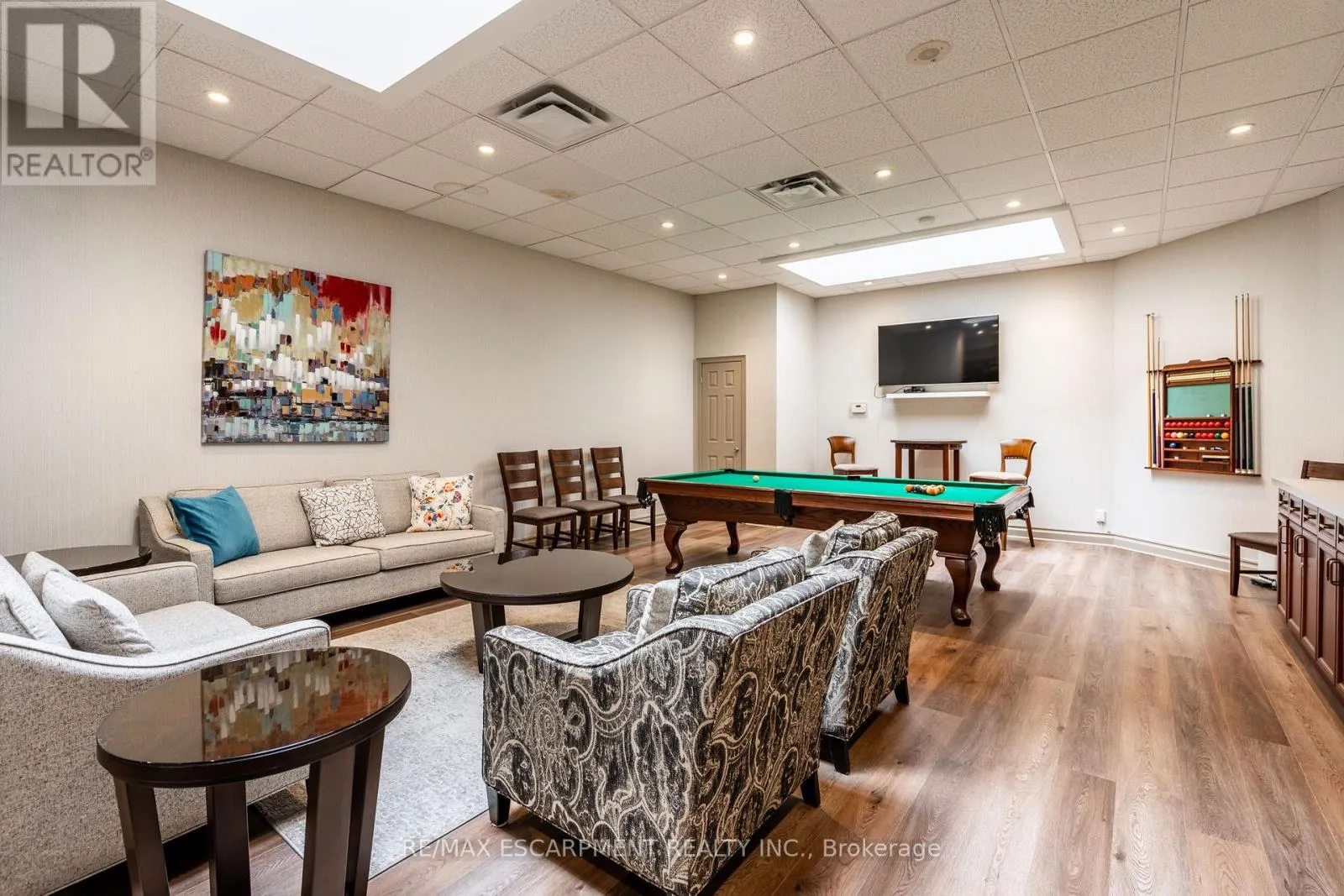1102 - 1477 LAKESHORE ROAD