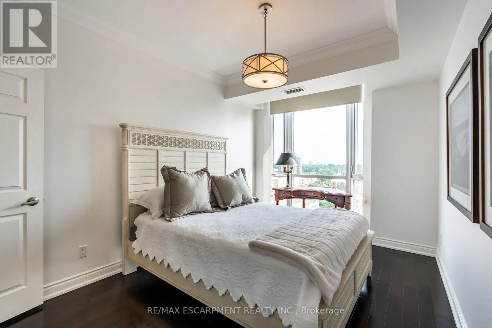 1102 - 1477 LAKESHORE ROAD