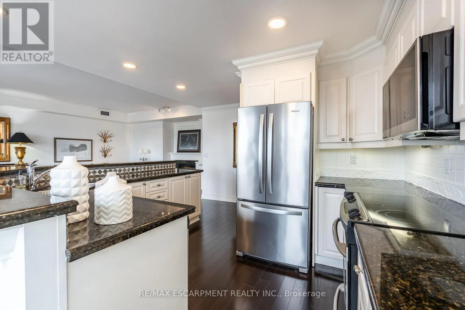 1102 - 1477 LAKESHORE ROAD