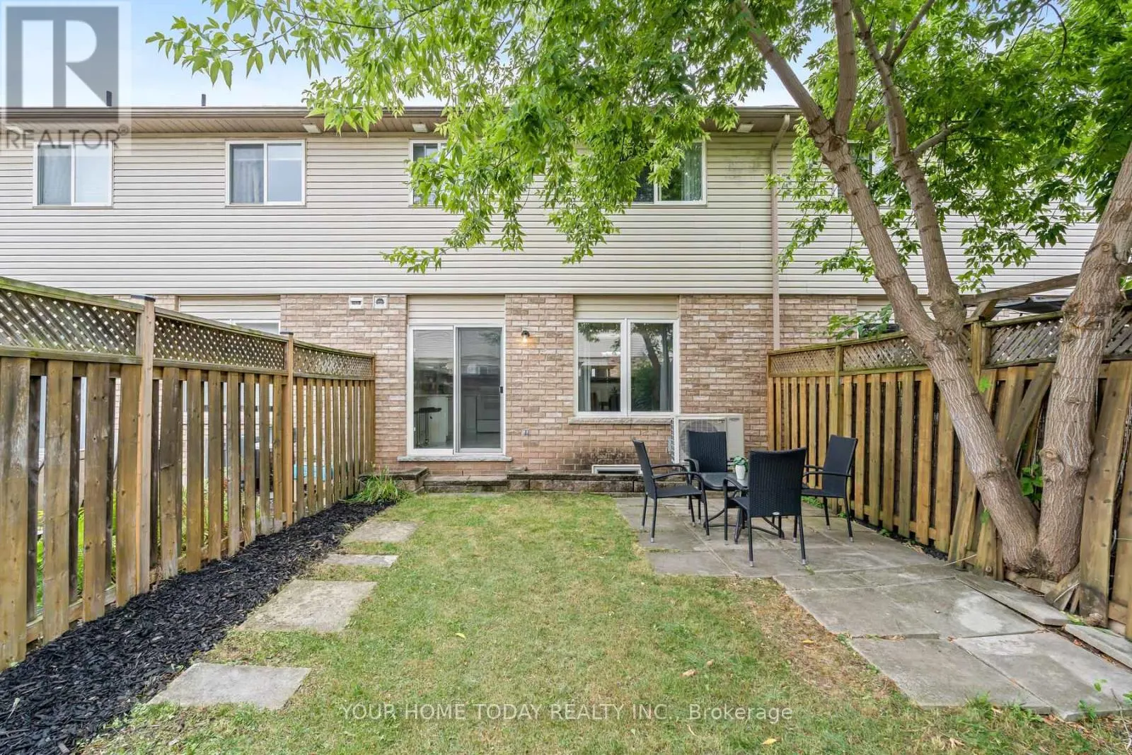 23 - 4055 FOREST RUN AVENUE