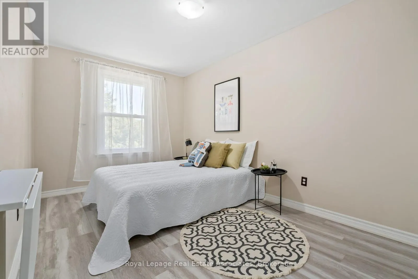35 - 2269 MOUNTAIN GROVE AVENUE