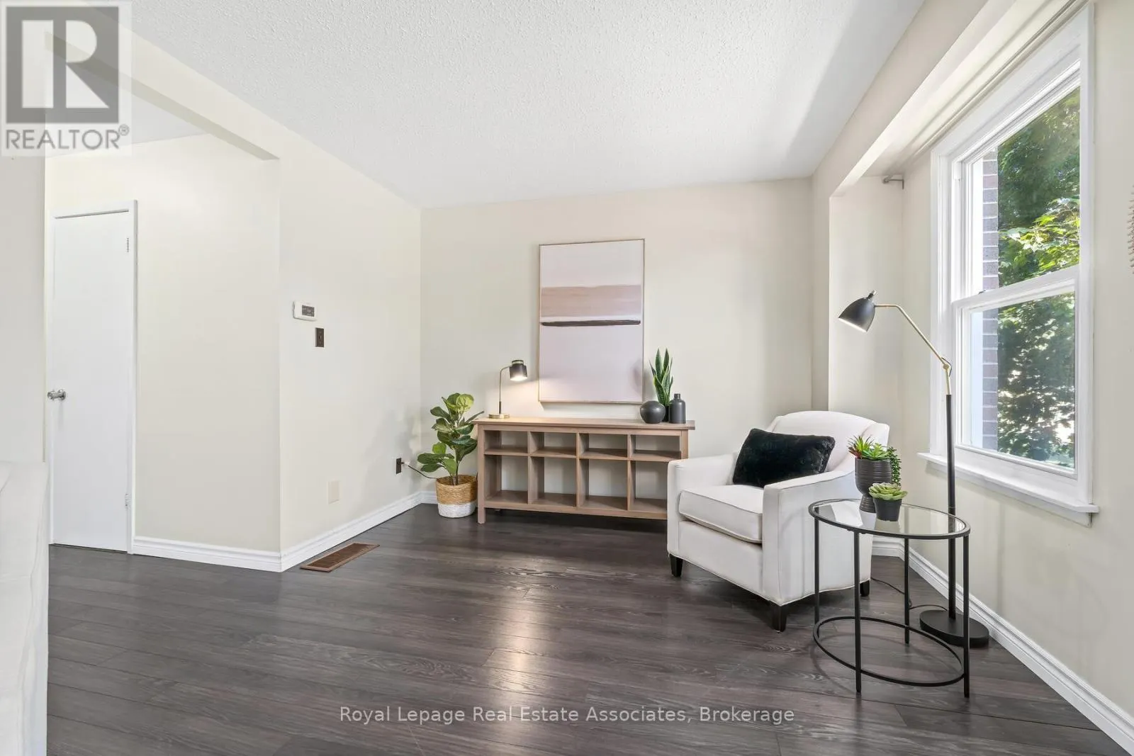35 - 2269 MOUNTAIN GROVE AVENUE