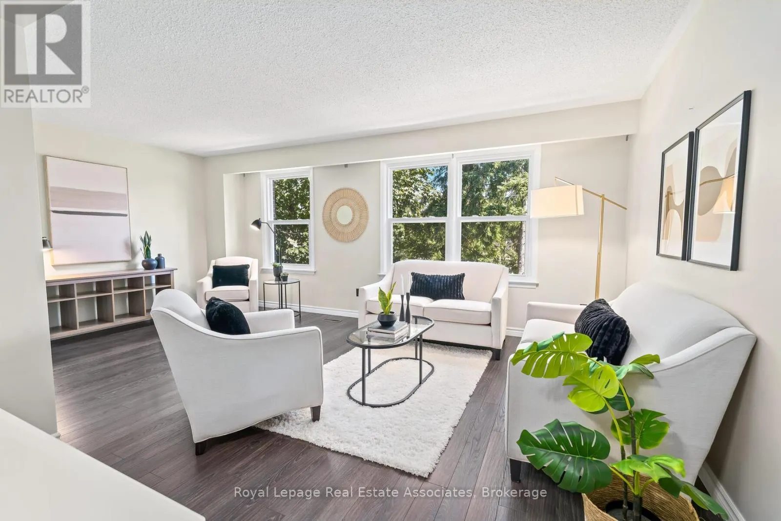 35 - 2269 MOUNTAIN GROVE AVENUE