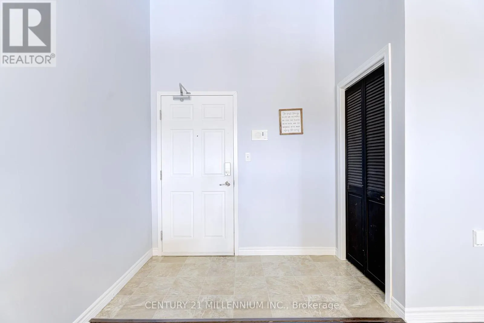 407 - 1380 MAIN STREET E