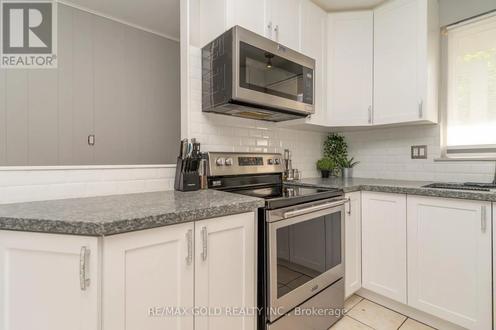 4 DEESIDE CRESCENT
