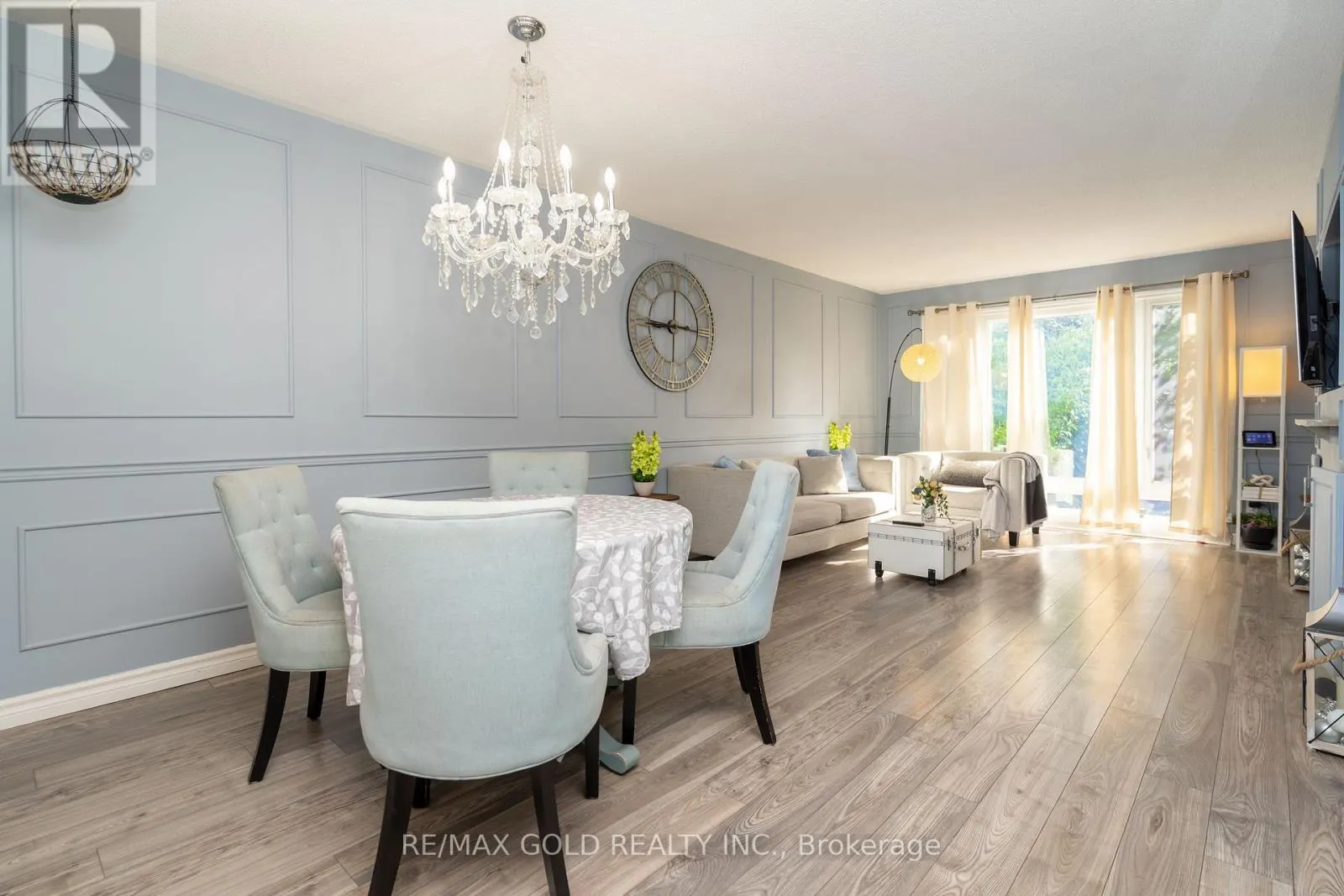 4 DEESIDE CRESCENT