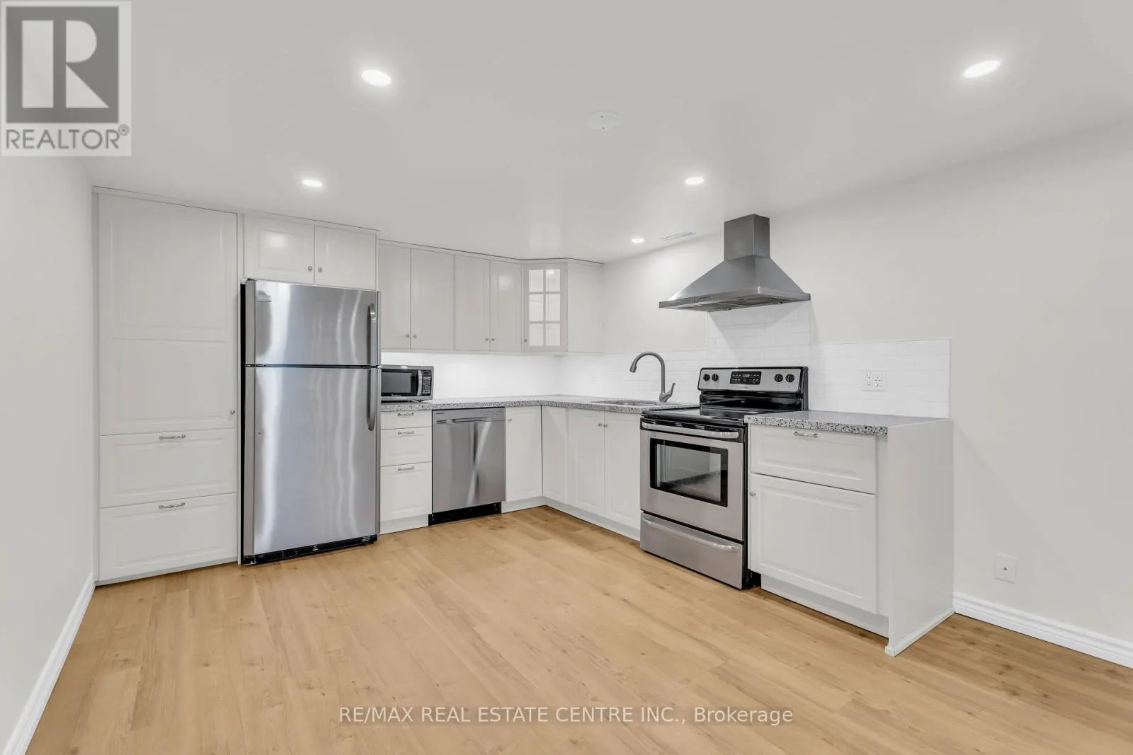 3 STOCKMAN CRESCENT