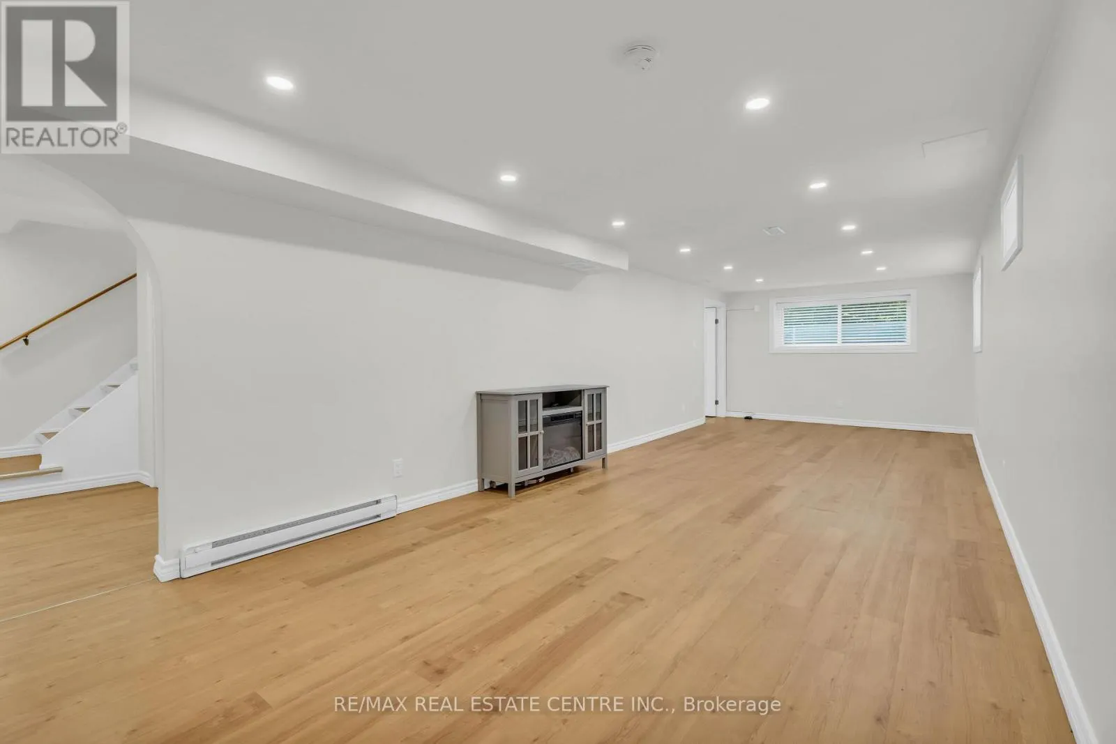 3 STOCKMAN CRESCENT