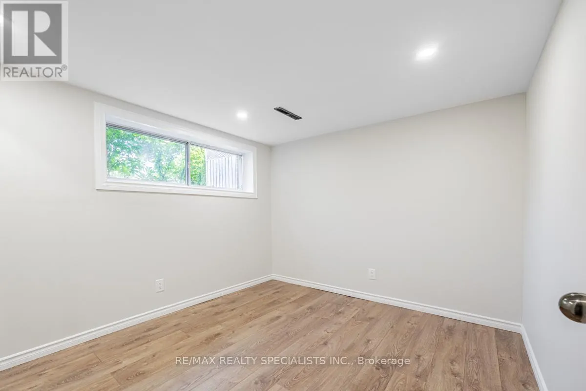 LOWER - 1362 CAWTHRA ROAD
