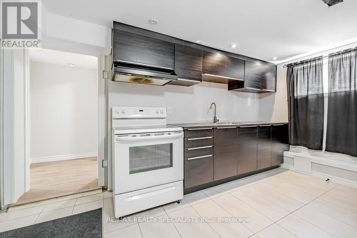 LOWER - 1362 CAWTHRA ROAD