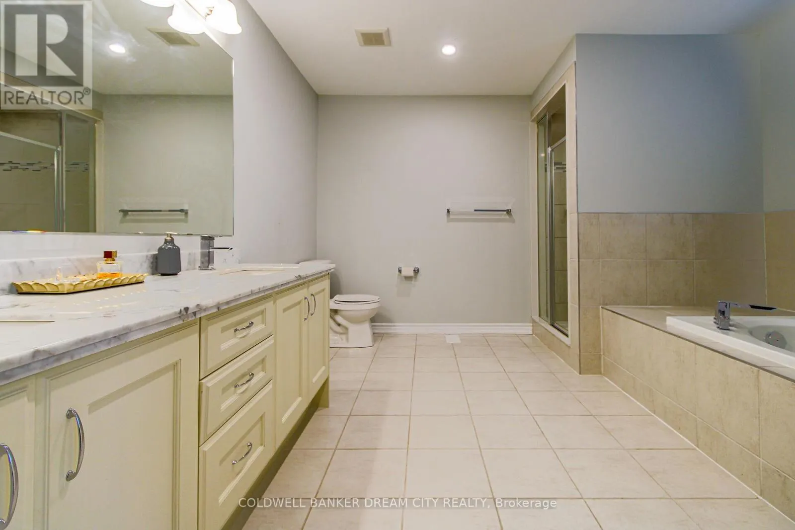 450 BRISDALE DRIVE