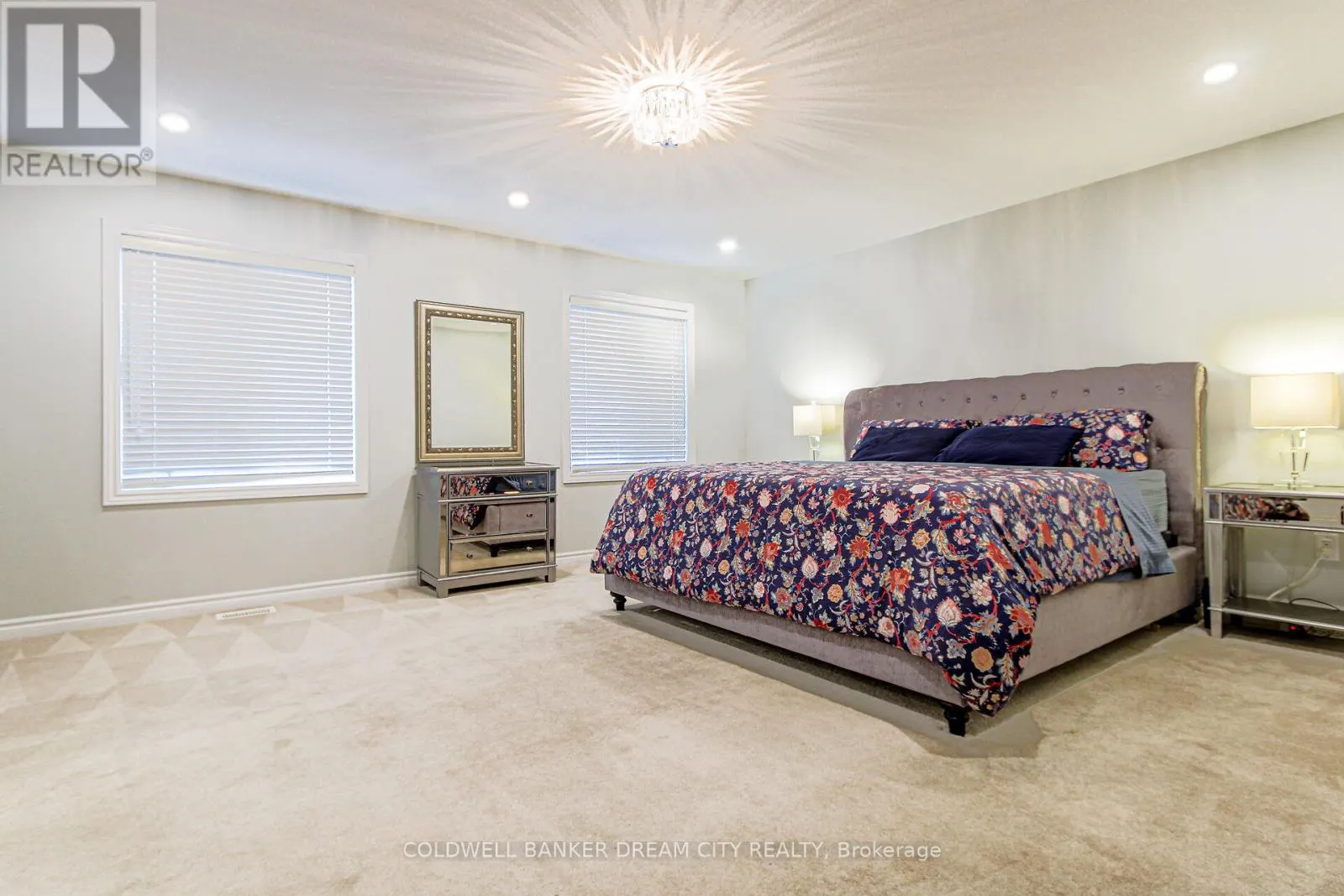450 BRISDALE DRIVE