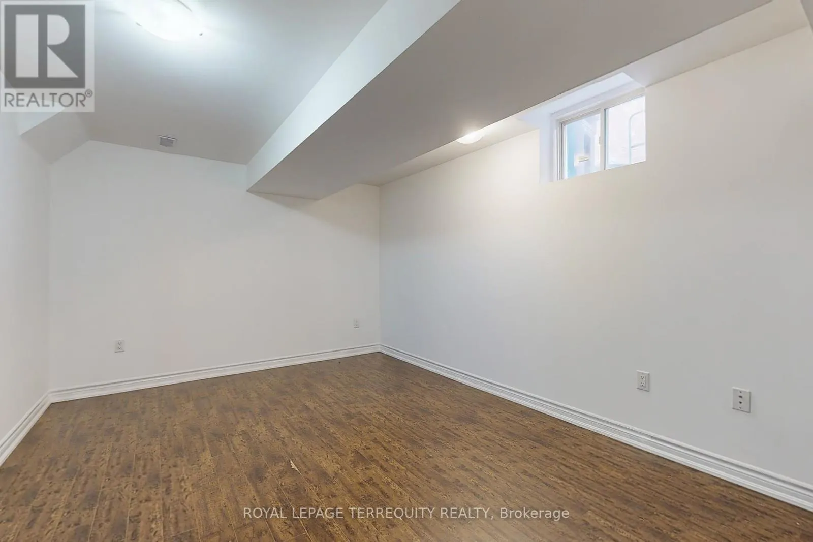 6 VERONA DRIVE