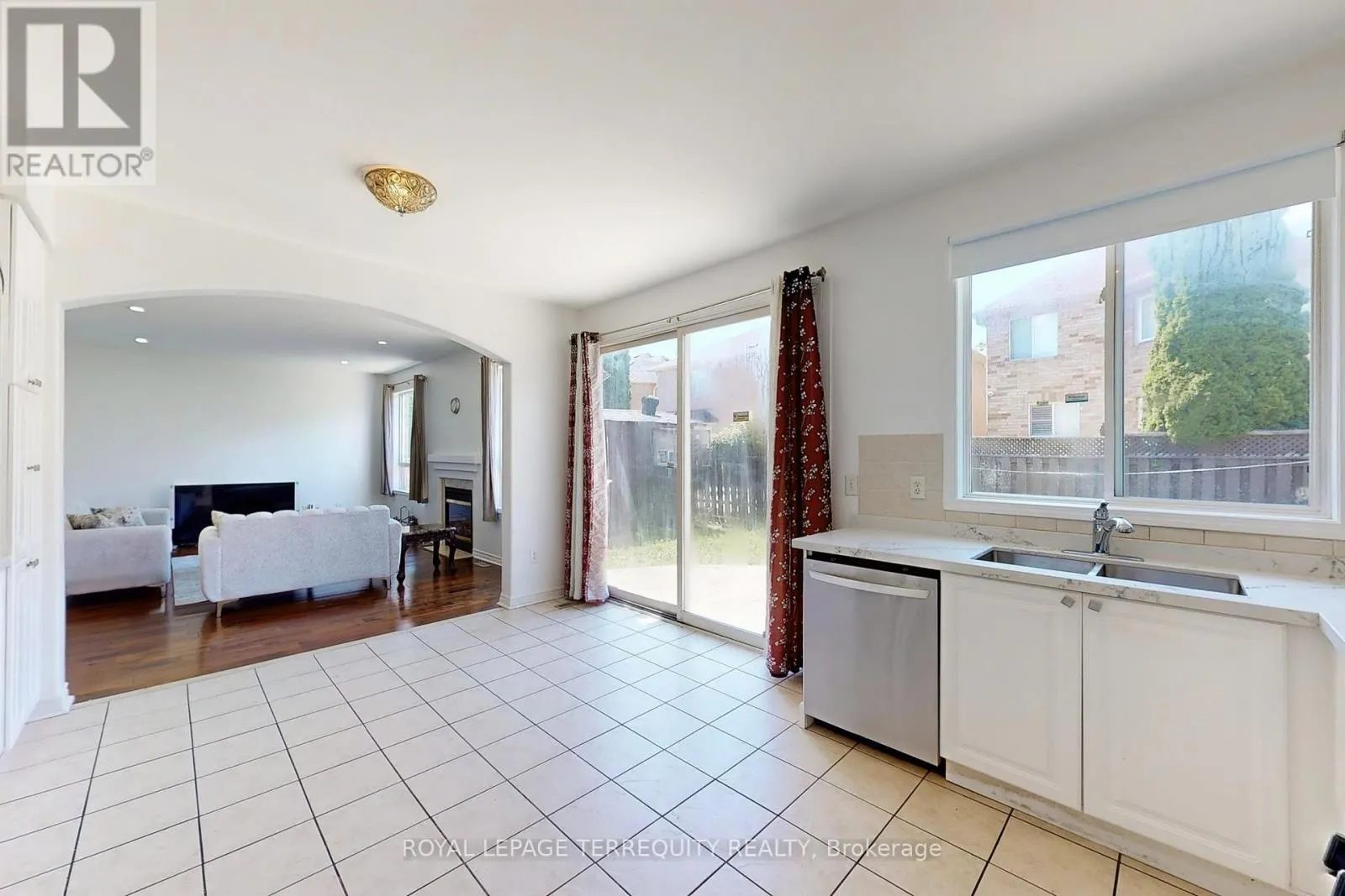 6 VERONA DRIVE