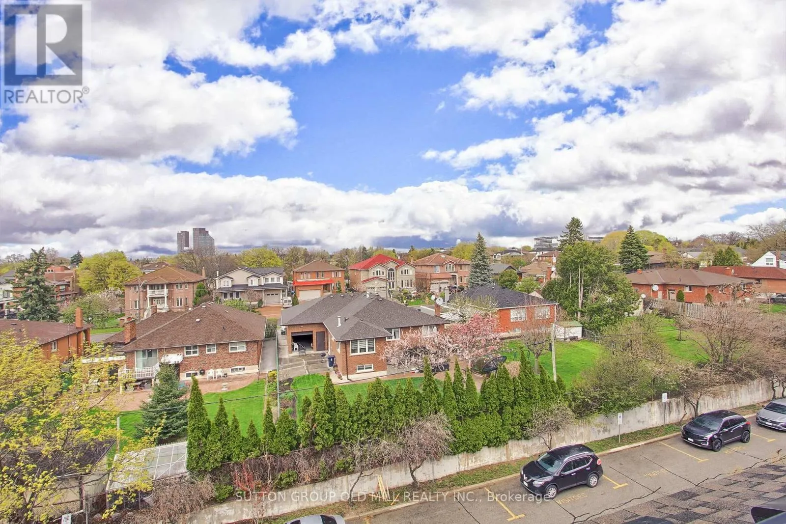 167 - 760 LAWRENCE AVENUE W