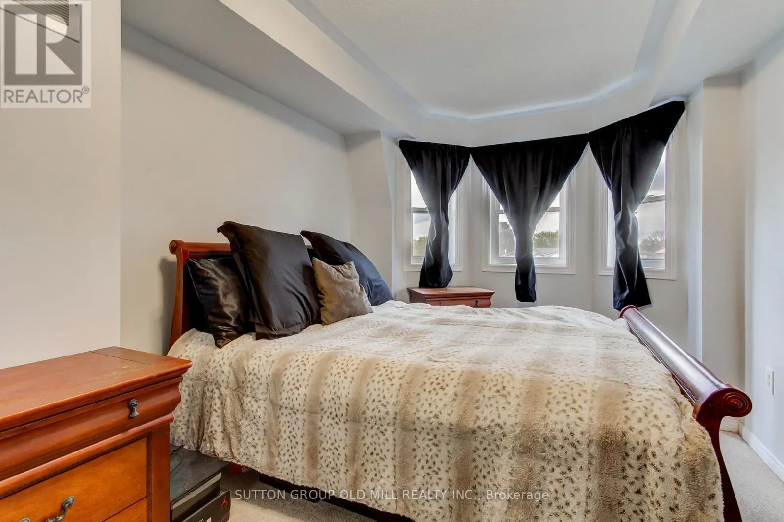 167 - 760 LAWRENCE AVENUE W