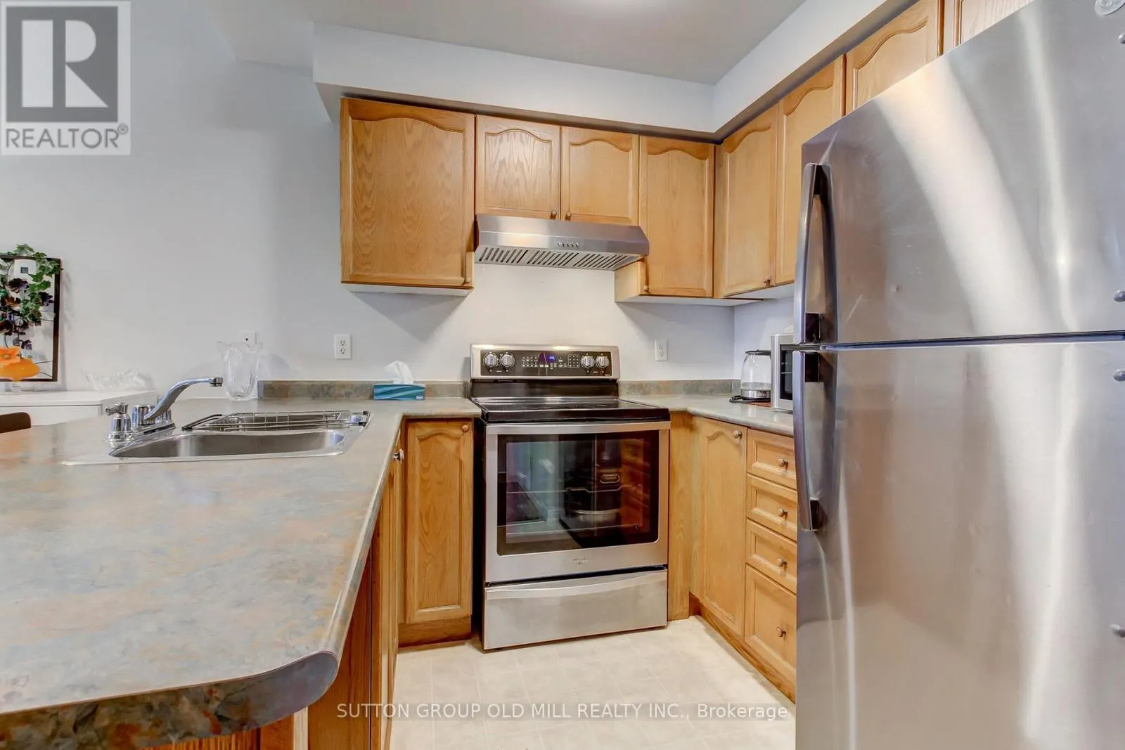 167 - 760 LAWRENCE AVENUE W