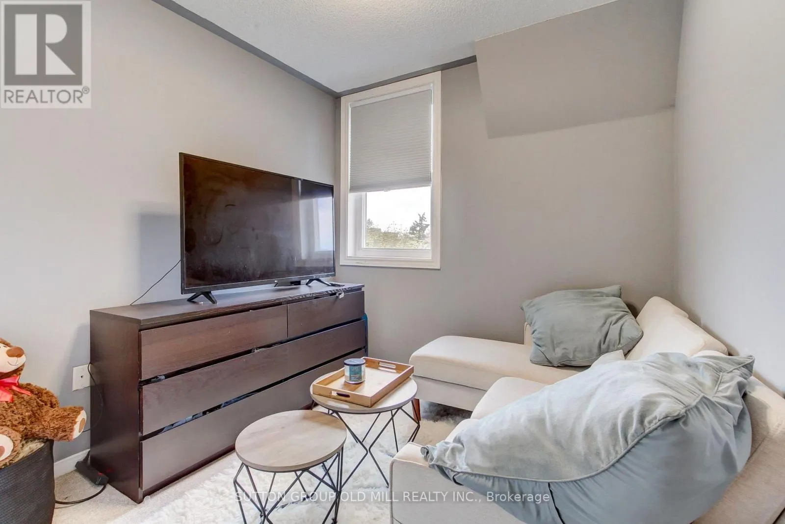 167 - 760 LAWRENCE AVENUE W