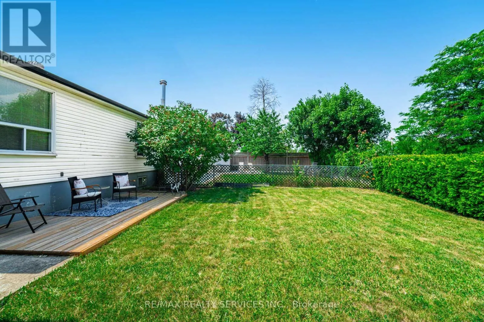48 GLENMORE CRESCENT