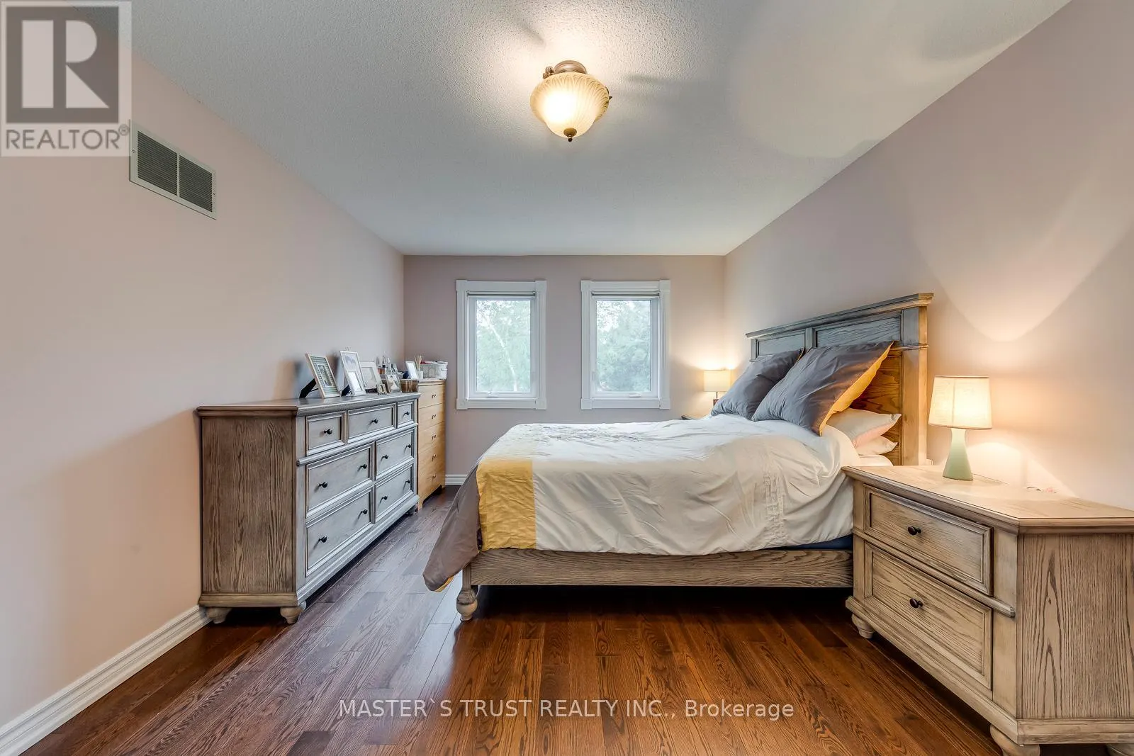5428 EDENCROFT CRESCENT