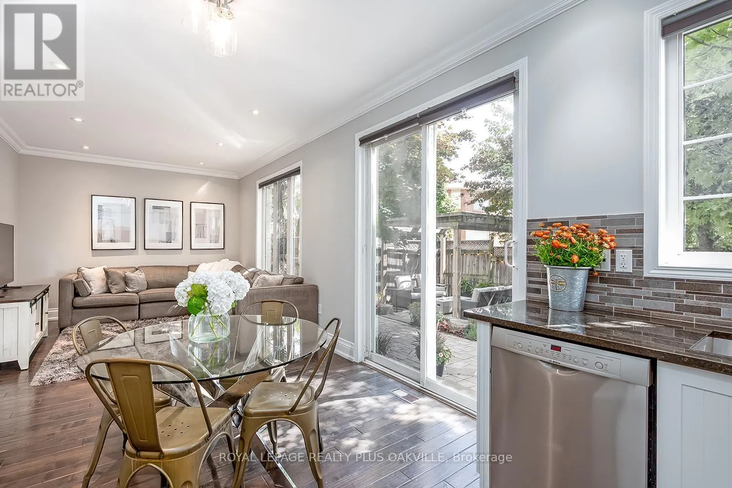 3174 SCOTSCRAIG CRESCENT