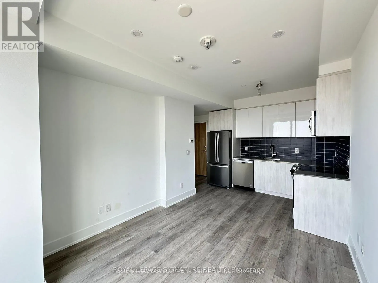 1213 - 3100 KEELE STREET
