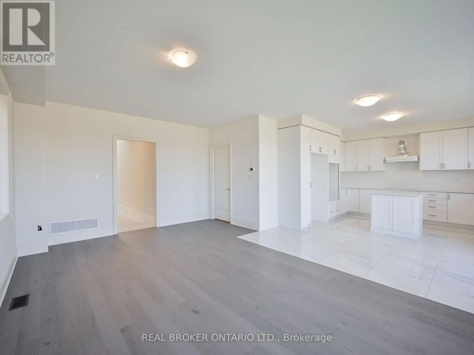 1555 SEVERN DRIVE