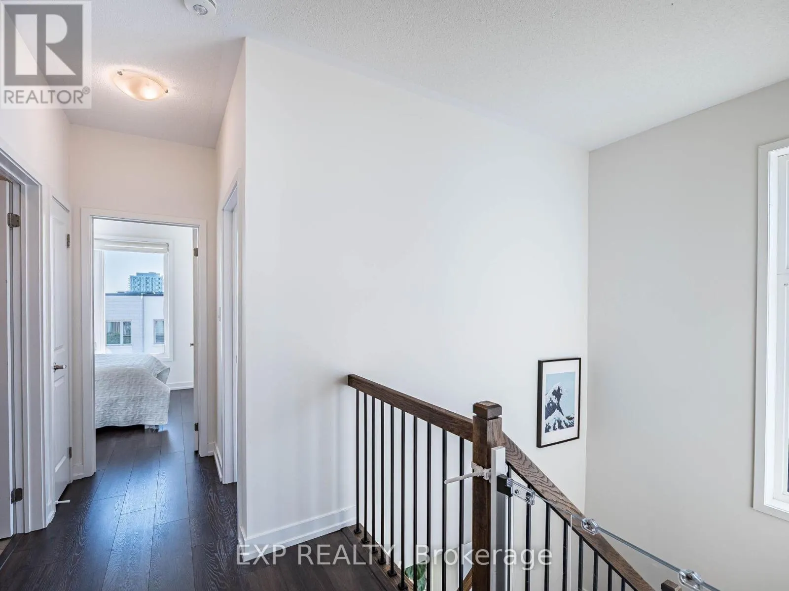 3128 MINTWOOD CIRCLE