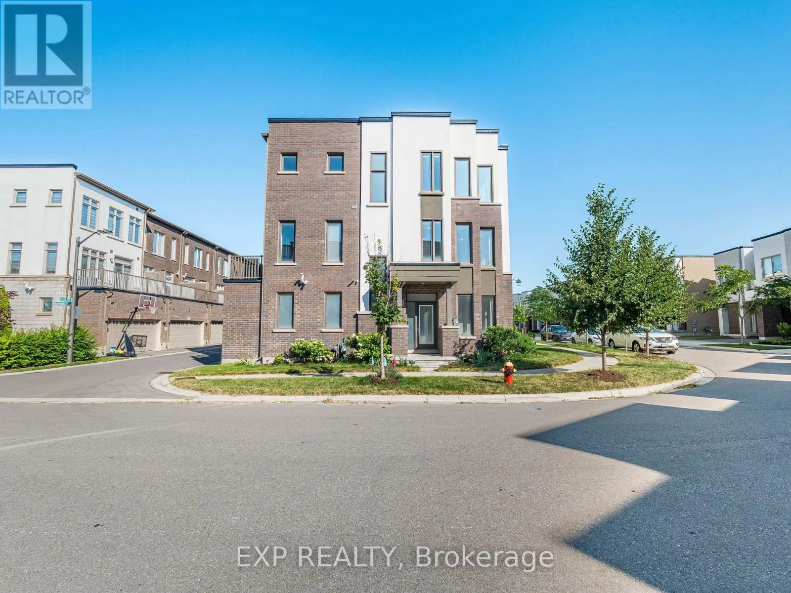 3128 MINTWOOD CIRCLE