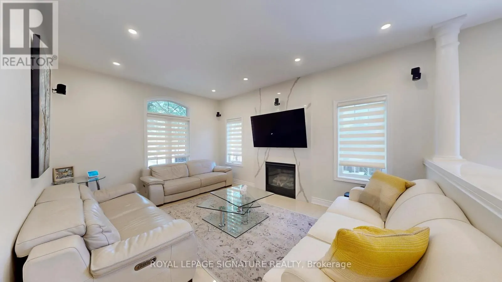 25 SAWSTON CIRCLE