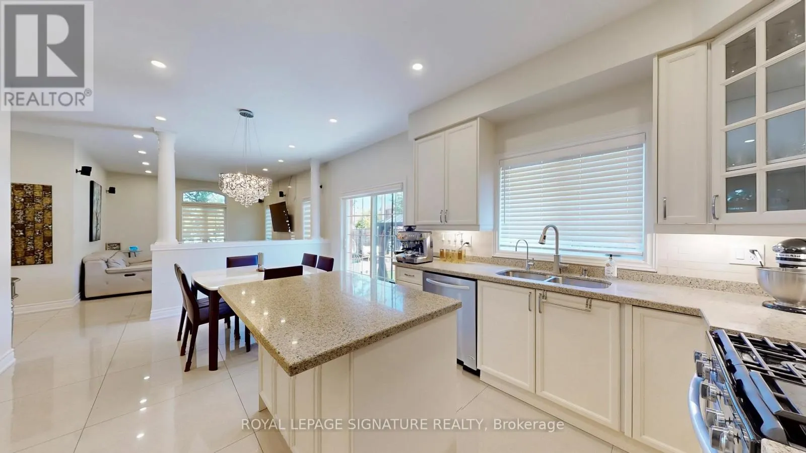25 SAWSTON CIRCLE