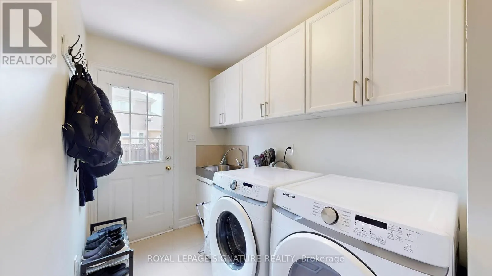 25 SAWSTON CIRCLE
