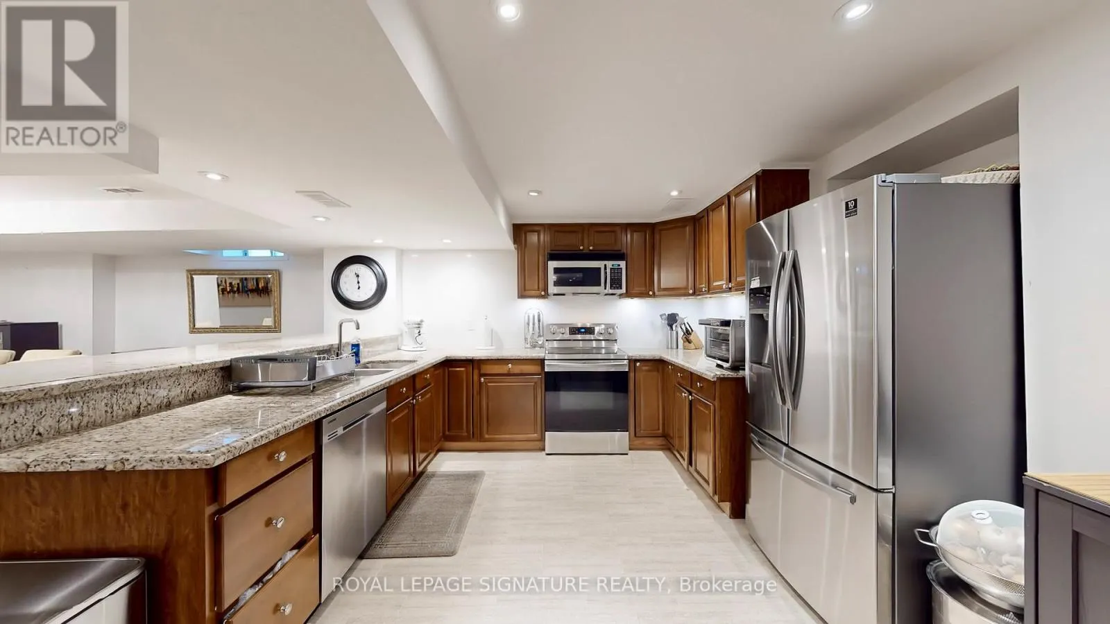 25 SAWSTON CIRCLE