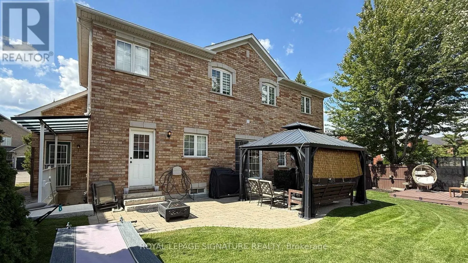 25 SAWSTON CIRCLE