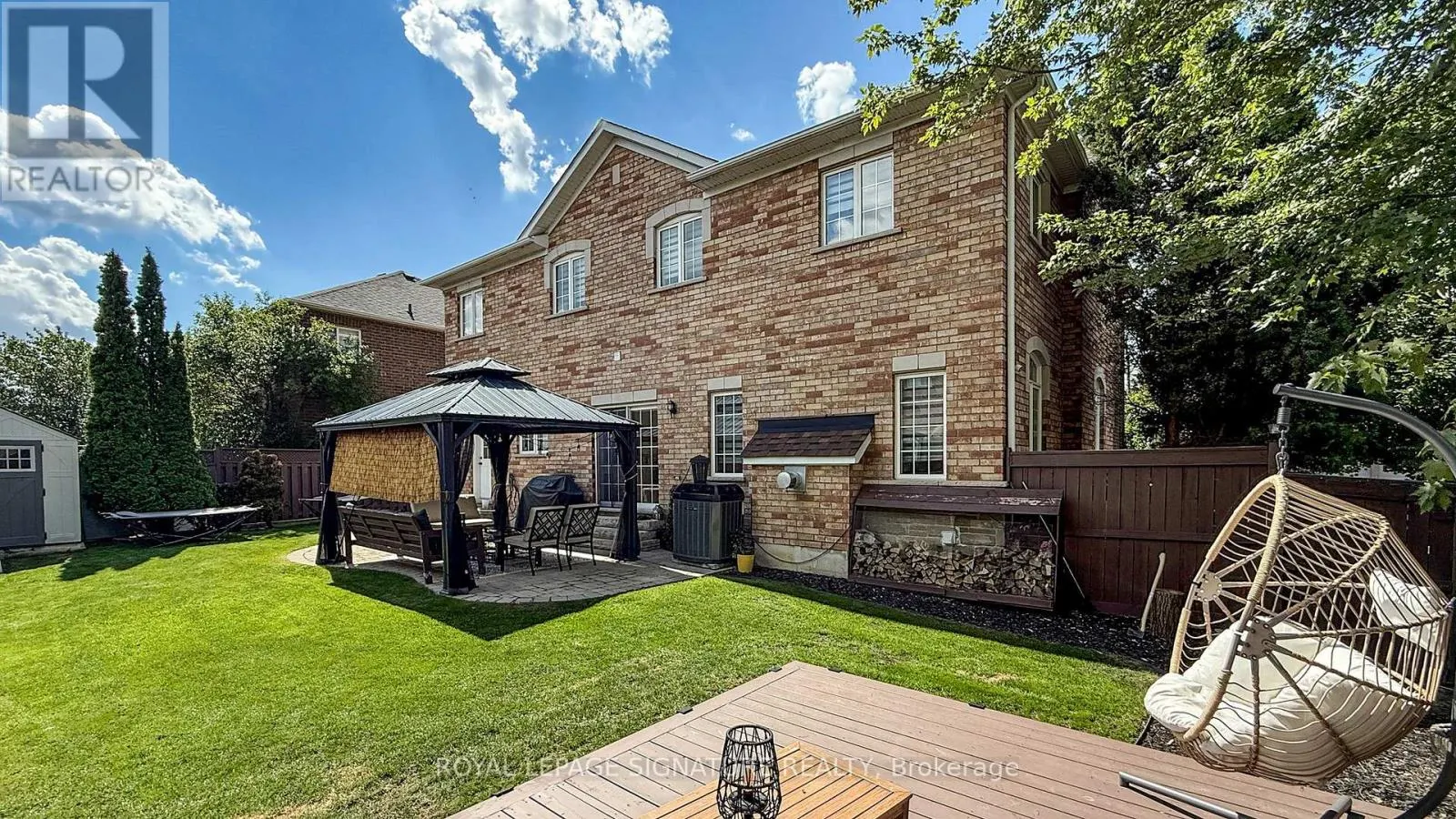 25 SAWSTON CIRCLE