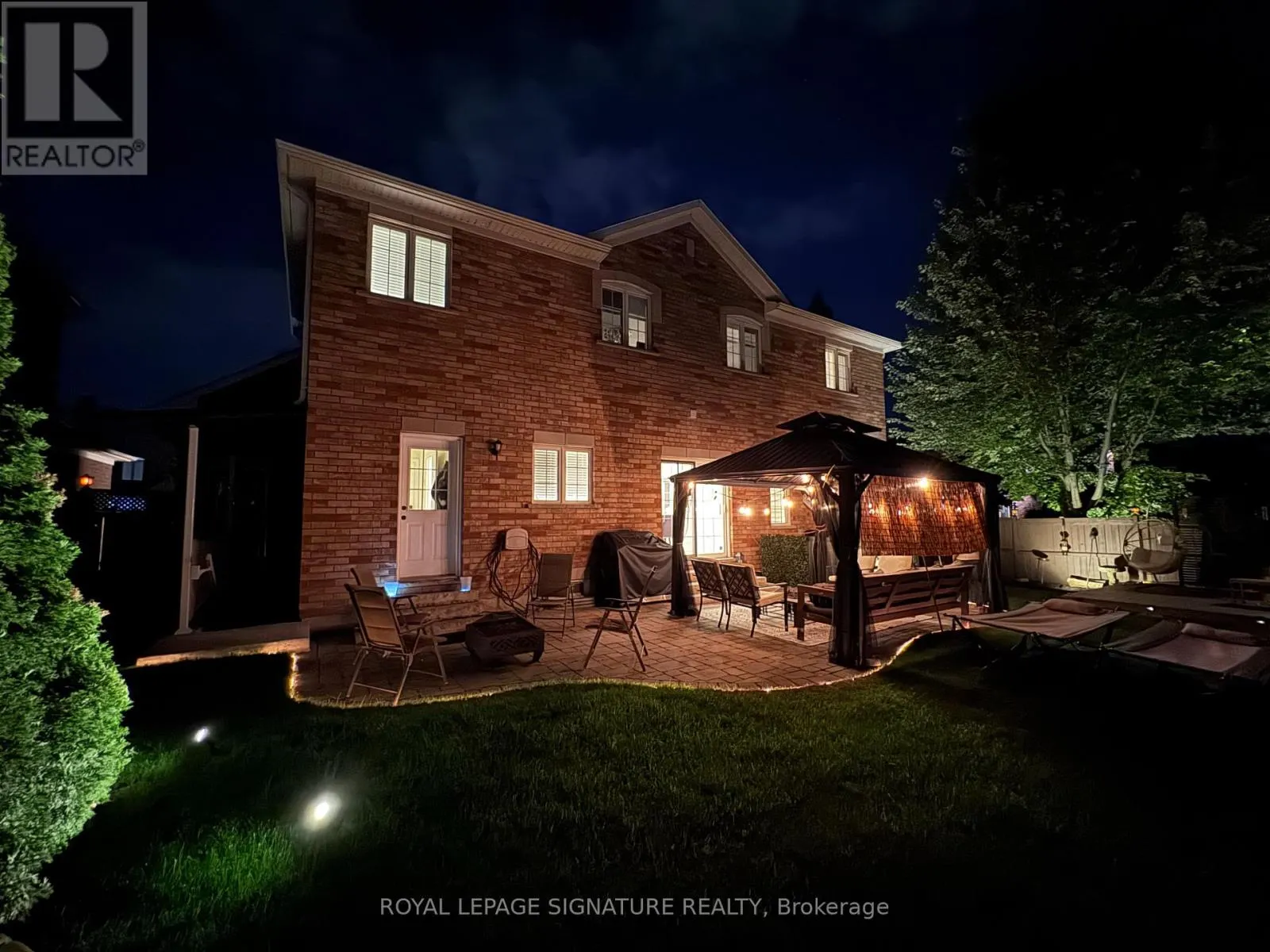 25 SAWSTON CIRCLE