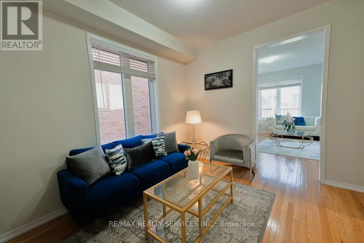 30 LOFTSMOOR DRIVE
