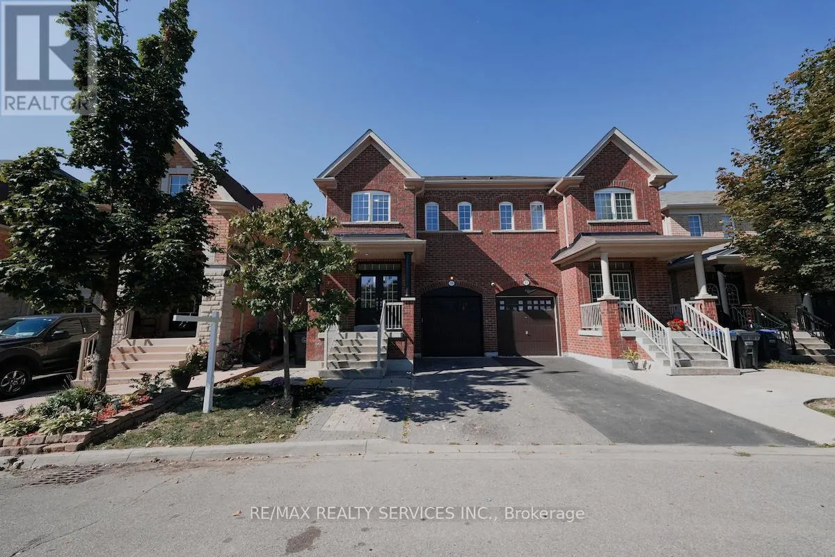30 LOFTSMOOR DRIVE
