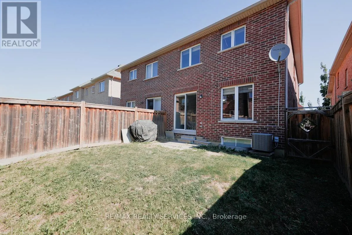 30 LOFTSMOOR DRIVE