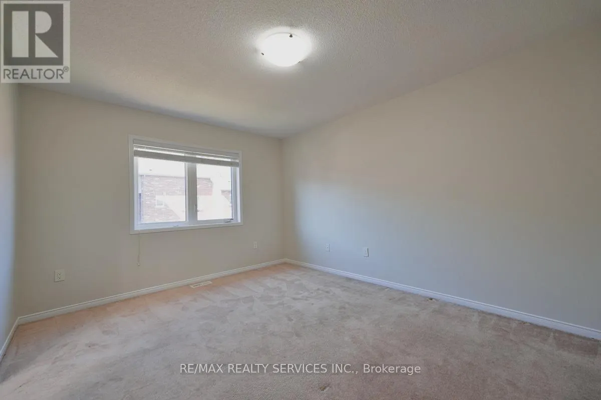 30 LOFTSMOOR DRIVE